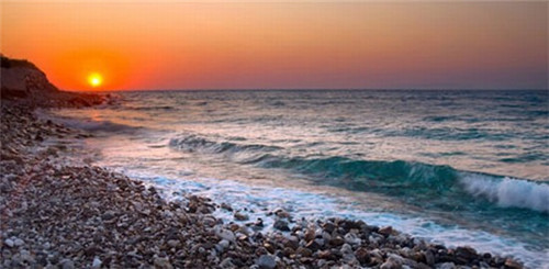 在永兴县加盟虞美人烘焙什么位置生意好